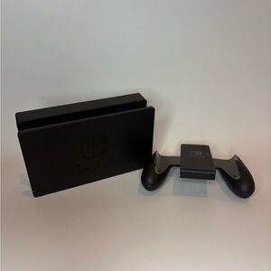 Nintendo Switch Dock and Joy Con Grip
